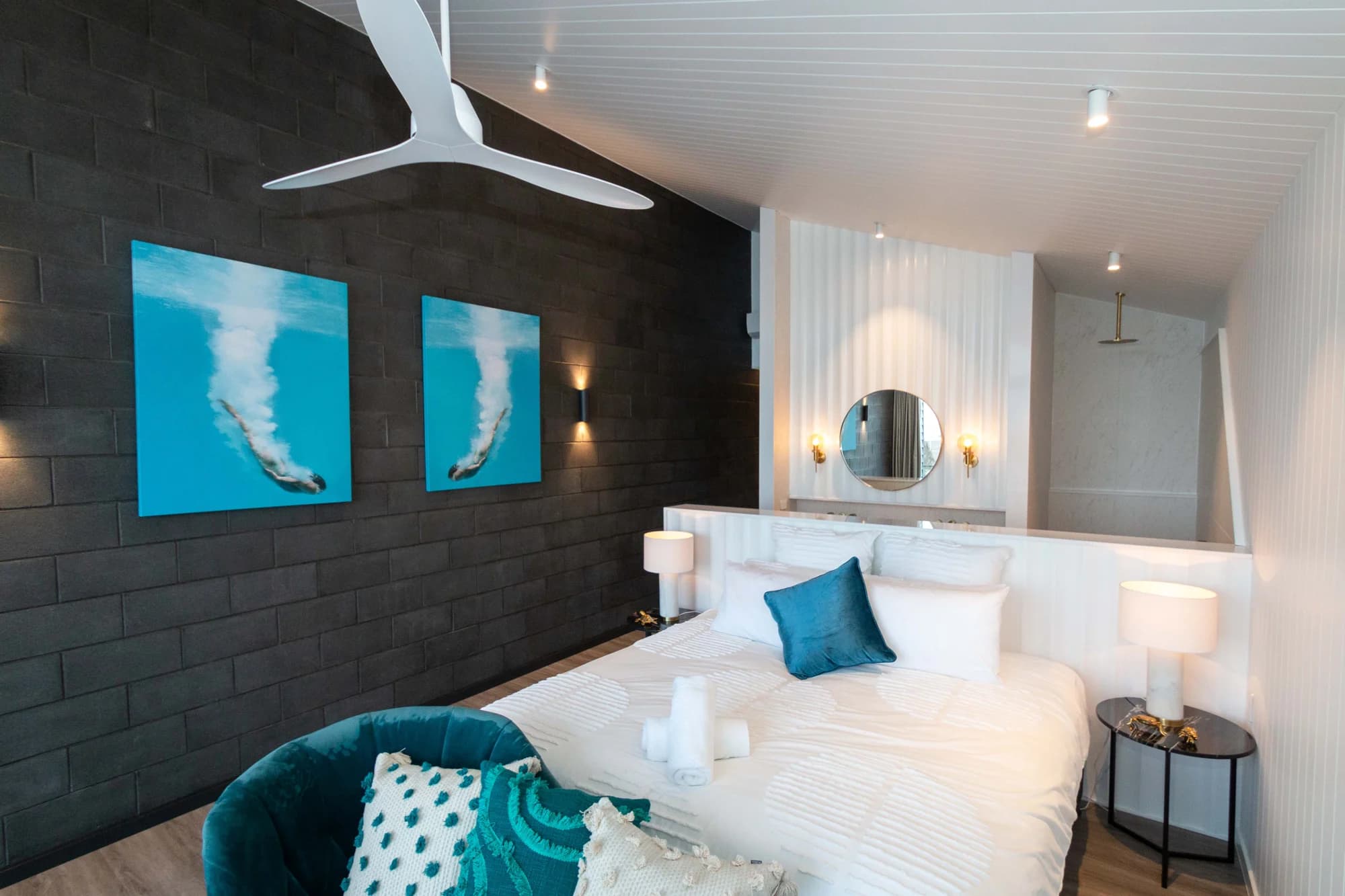 Twin bedroom at No. 1